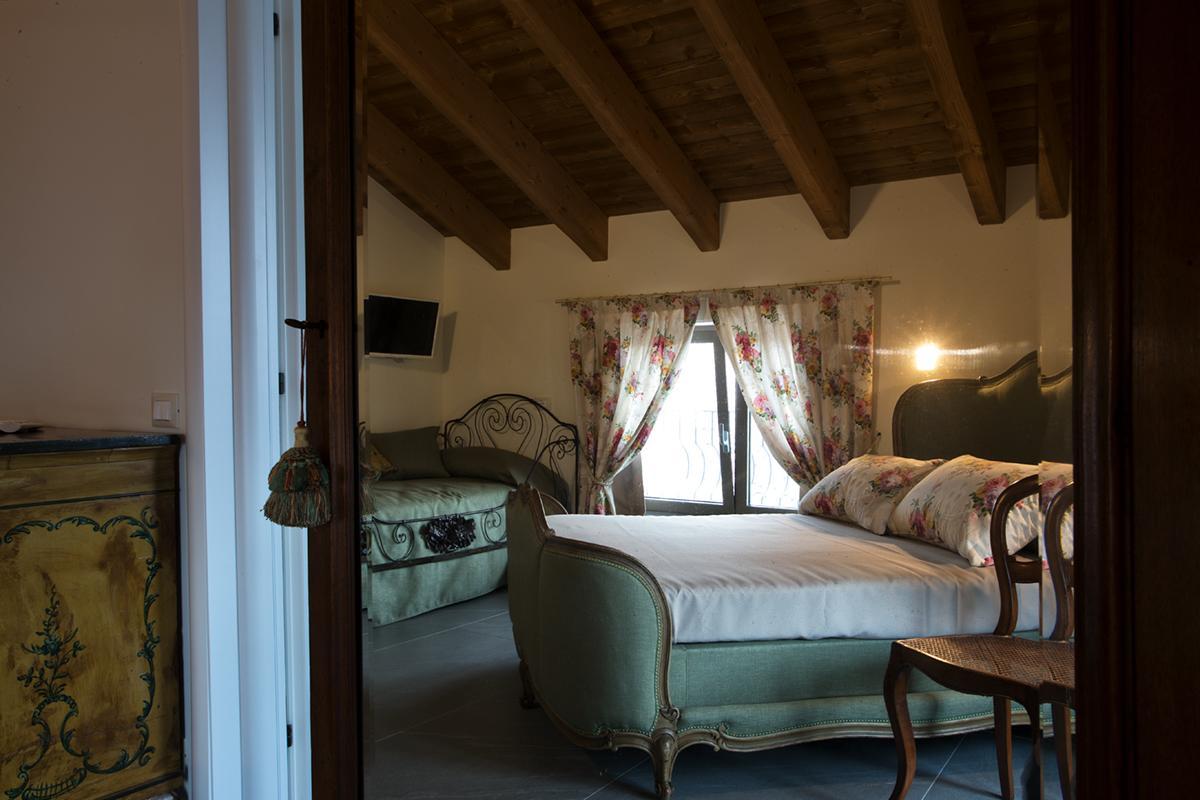 Agriturismo Tenuta Casteldardo Besenzone Kültér fotó