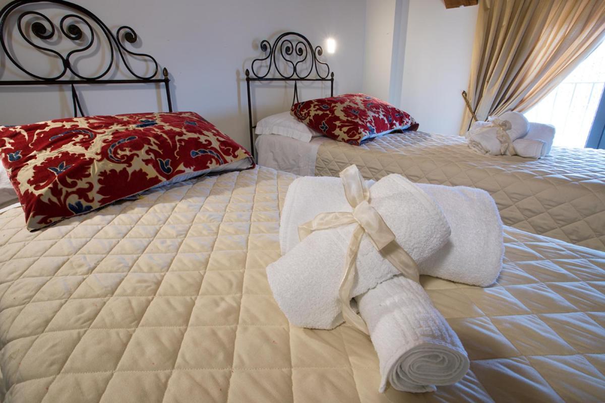 Agriturismo Tenuta Casteldardo Besenzone Kültér fotó